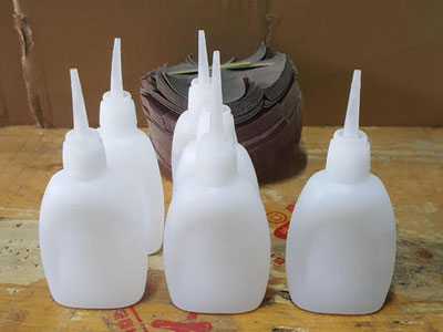 增強(qiáng)型瞬間膠水的特性、化學(xué)原理與使用方法